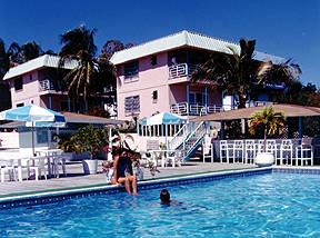 !Summit pool.jpg (22346 bytes)