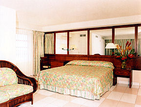 !Summit room.jpg (21795 bytes)